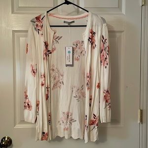 Daniel Rainn likes get weight cardigan